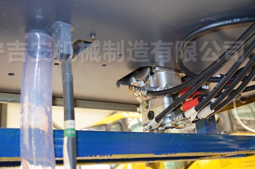 驾驶室总成